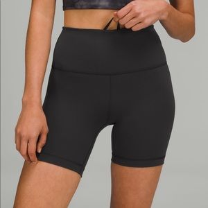 Lululemon Wunder Train Biker Shorts